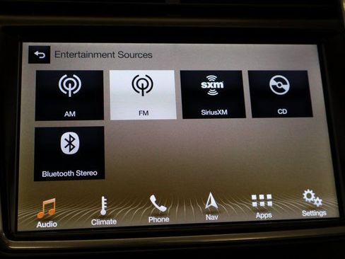 Used 2019 Lincoln Nautilus Reserve image 25