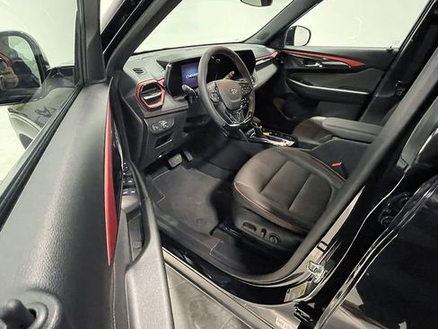 Used 2025 Chevrolet TrailBlazer RS w/ Driver Confidence Package AWD/4WD image 20