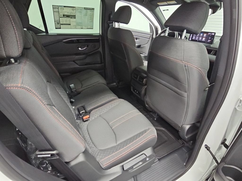 New 2026 Honda Pilot Sport image 36