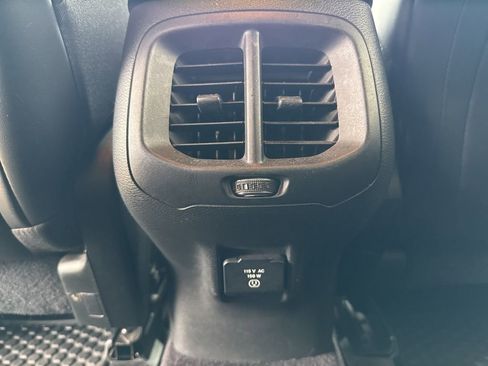 Used 2018 Jeep Cherokee Trailhawk w/ Cold Weather Group image 30