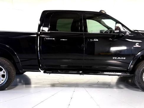 Used 2022 RAM 3500 Laramie AWD/4WD image 3