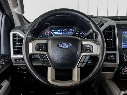 Used 2020 Ford F250 Lariat w/ Lariat Ultimate Package AWD/4WD image 16