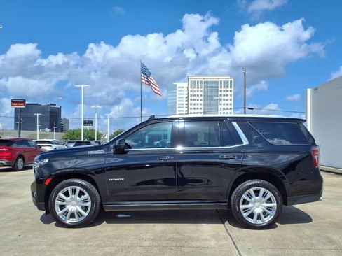 Used 2023 Chevrolet Tahoe High Country w/ Premium Package 2 RWD image 23