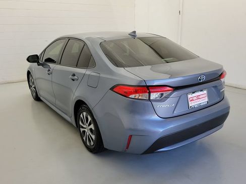 Used 2021 Toyota Corolla LE FWD image 9