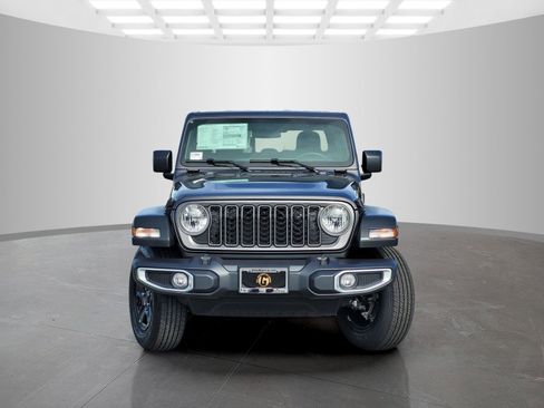 New 2026 Jeep Gladiator Sport image 2