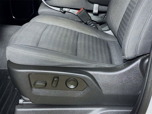 Used 2022 GMC Sierra 1500 Elevation image 17