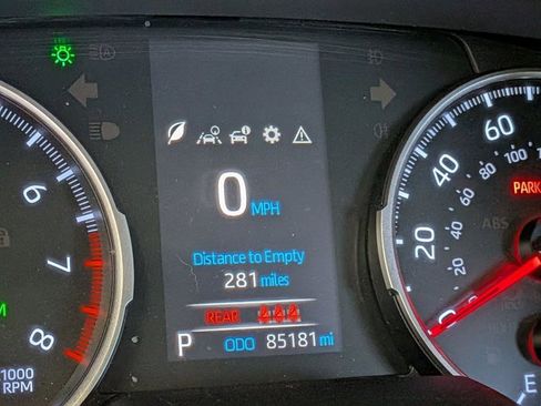 Used 2019 Toyota RAV4 XLE image 3