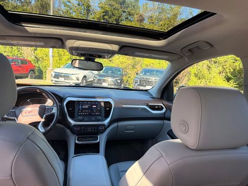 Used 2020 GMC Acadia SLT FWD image 14