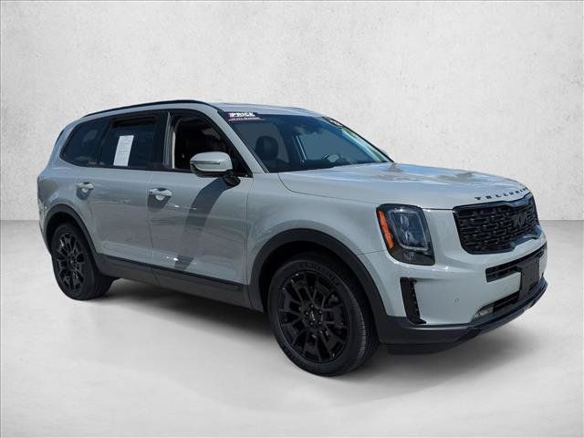 Used 2022 Kia Telluride SX w/ SX Prestige Package AWD/4WD image 4
