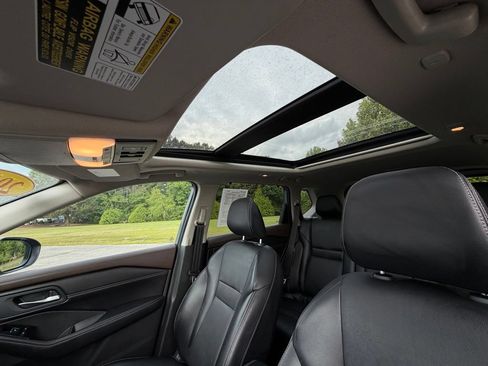 Certified 2023 Nissan Rogue SL w/ SL Premium Package FWD image 21