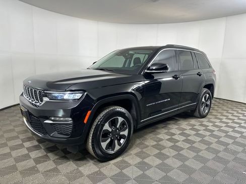 Used 2023 Jeep Grand Cherokee 4WD 4xe image 7