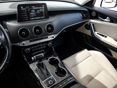 Used 2019 Kia Stinger w/ Sun & Sound Package RWD image 27