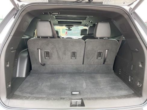 Used 2022 Chevrolet Traverse LT w/ LT Premium Package image 39
