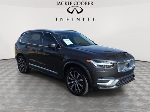 Used 2023 Volvo XC90 B6 Plus w/ Protection Package Premier image 3