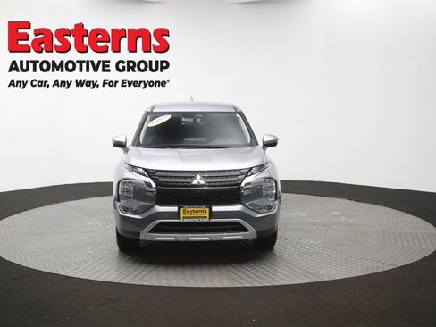 Used 2024 Mitsubishi Outlander SE AWD/4WD image 53