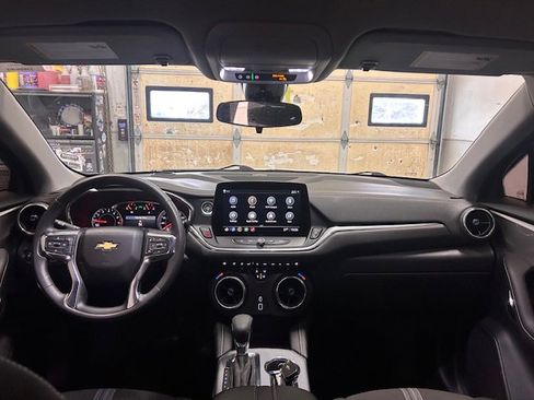 Used 2023 Chevrolet Blazer LT w/ Midnight/Sport Edition image 5