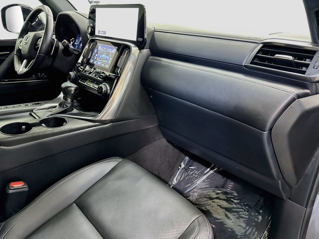 Used 2023 Lexus LX 600 4WD w/ Appearance Package image 35