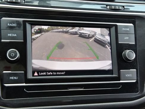 Used 2023 Volkswagen Tiguan S FWD image 11