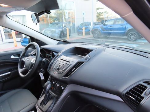 Used 2016 Ford Escape SE image 14