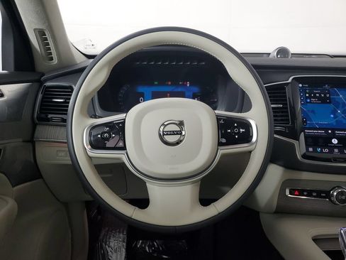 Used 2025 Volvo XC90 T8 Ultra w/ Lounge Package AWD/4WD image 18