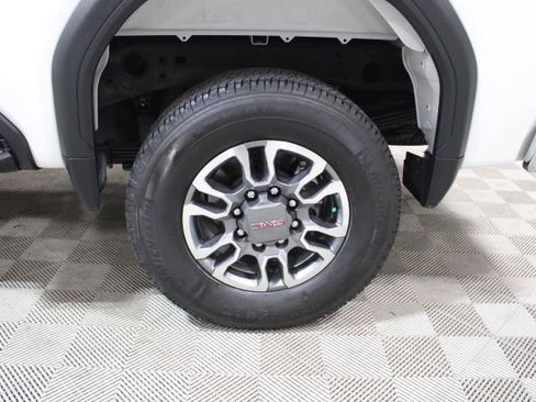 Used 2025 GMC Sierra 2500 SLE w/ SLE Value Package; image 43