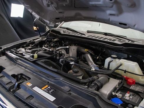 Used 2024 Ford F250 XLT image 26