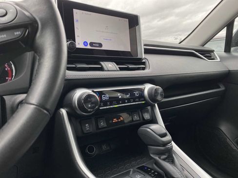 Used 2023 Toyota RAV4 XLE image 18