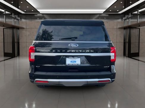 Used 2022 Ford Expedition Max XLT image 7