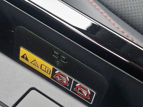 New 2026 Toyota Prius Plug-In Hybrid FWD image 20