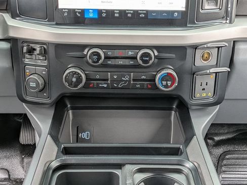 New 2026 Ford F350 XLT w/ XLT Premium Package AWD/4WD image 31
