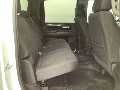 Used 2024 Chevrolet Silverado 2500 LT AWD/4WD image 31