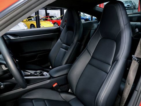 Used 2024 Porsche 911 Carrera S RWD image 10