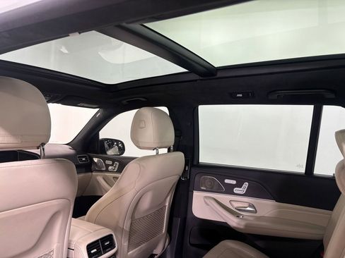 Used 2023 Mercedes-Benz GLS 63 AMG 4MATIC image 25