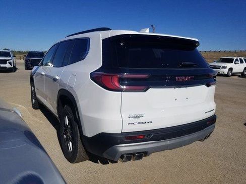 New 2026 GMC Acadia Elevation image 3