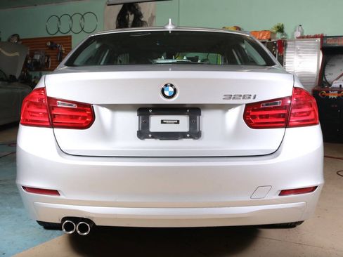 Used 2013 BMW 328i Sedan RWD image 14