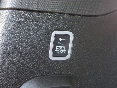 Used 2022 Jeep Wagoneer Series I image 32