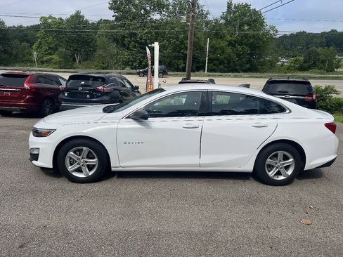 Used 2019 Chevrolet Malibu LS FWD image 6