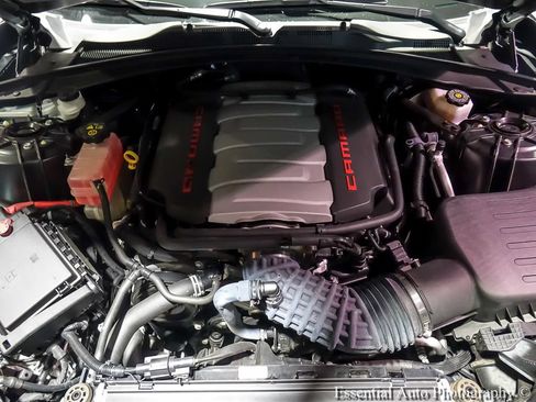 Used 2016 Chevrolet Camaro SS RWD image 27