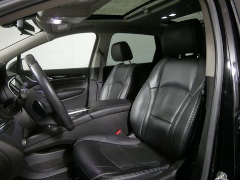 Used 2020 Buick Enclave Avenir w/ Avenir Technology Package AWD/4WD image 11