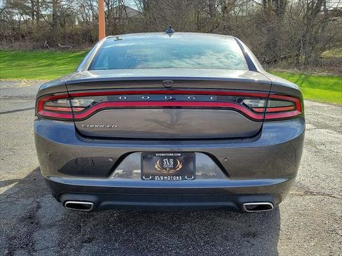 Used 2023 Dodge Charger SXT image 22