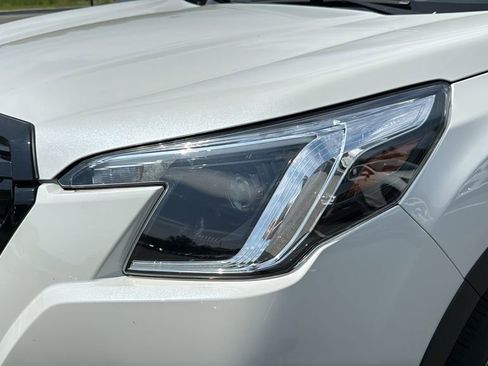Certified 2023 Subaru Forester Premium AWD/4WD image 9