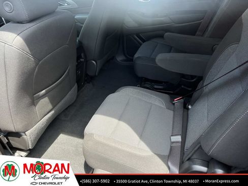 Certified 2023 Chevrolet Traverse LT FWD image 14
