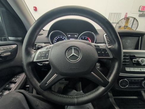 Used 2016 Mercedes-Benz GL 450 4MATIC image 23