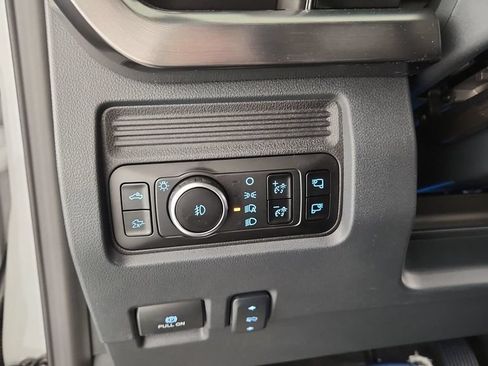 New 2026 Ford F250 Lariat w/ Black Appearance Package AWD/4WD image 28