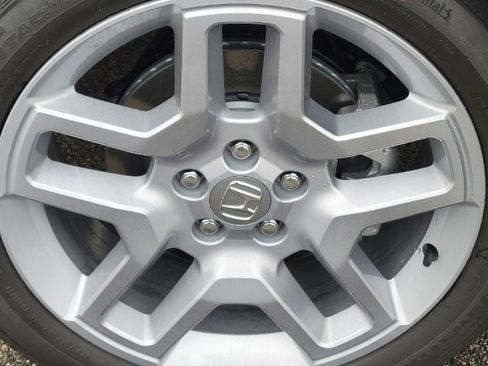 Used 2024 Honda Passport EX-L image 3