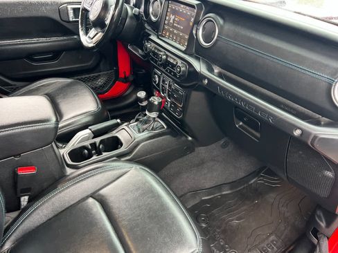 Used 2021 Jeep Wrangler Unlimited Rubicon 4xe w/ Steel Bumper Group image 17