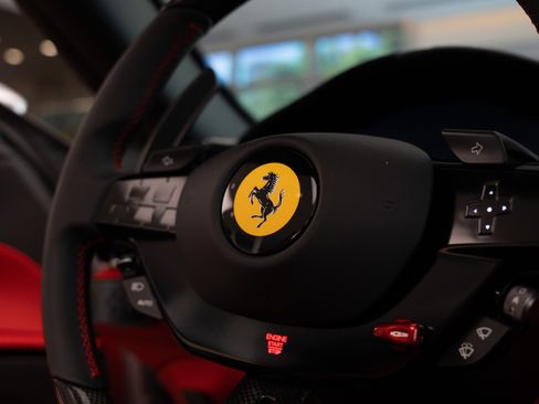 Used 2024 Ferrari Roma Spider image 54