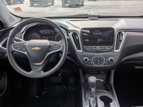 Used 2024 Chevrolet Malibu LT FWD image 20