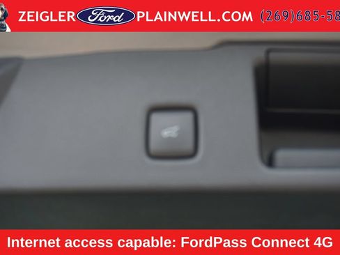 Used 2025 Ford Escape ST-Line w/ Tech Pack #1 AWD/4WD image 11