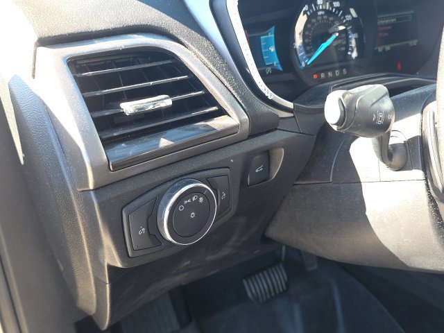 Used 2019 Ford Fusion SEL FWD image 16